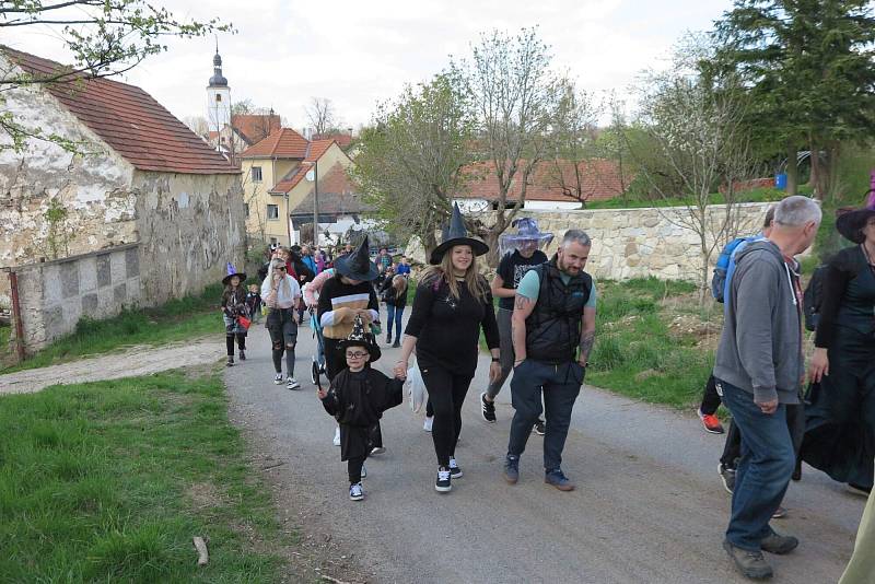 Slet čarodějnic v Radomyšli.