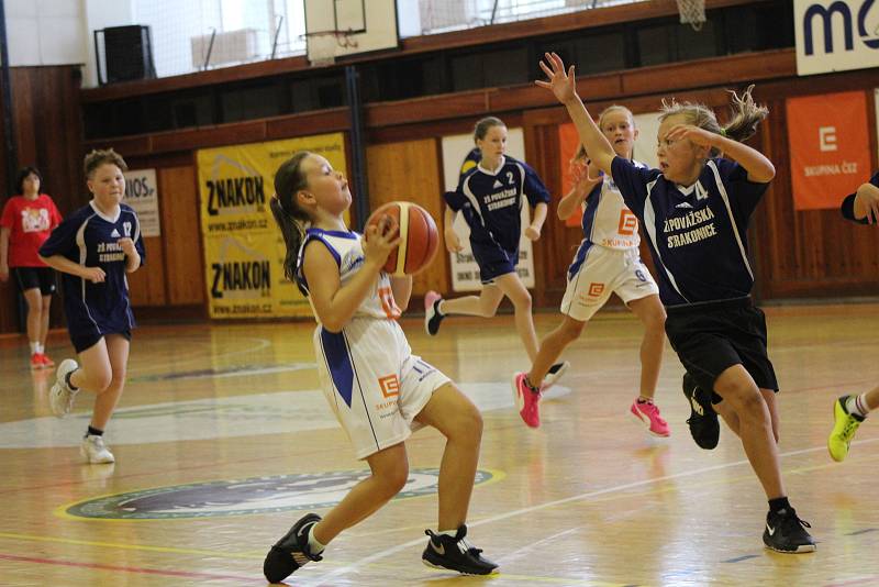 Superfinále zakončilo ročník Školské ligy v basketbale.