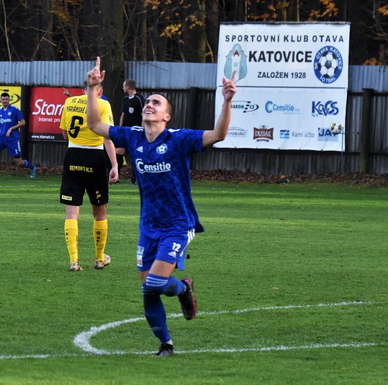 Fotbalová divize: Otava Katovice - Viktoria Mariánské Lázně 5:1 (1:0).