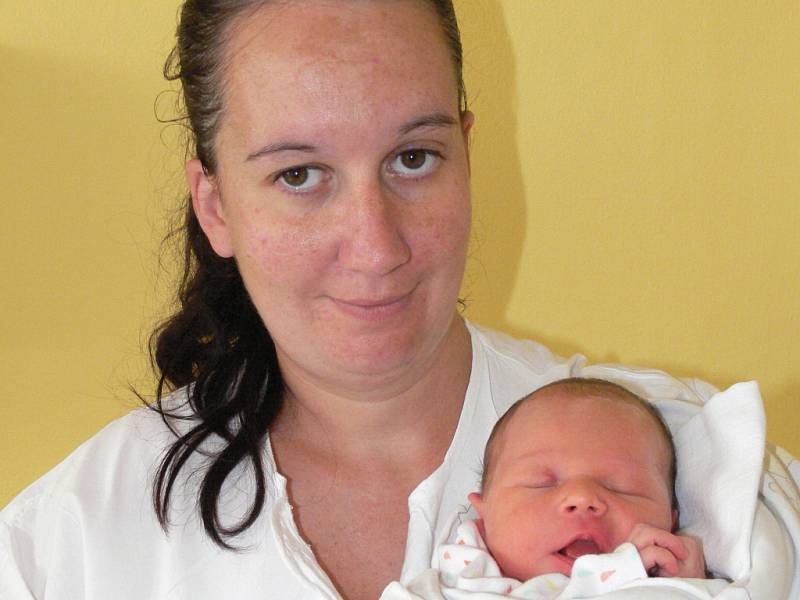 Adéla Hammerschmiedová, Krašlovice, 8.7. 2016 v 8.19 hodin, 2850 g. Malá Adéla je prvorozená.