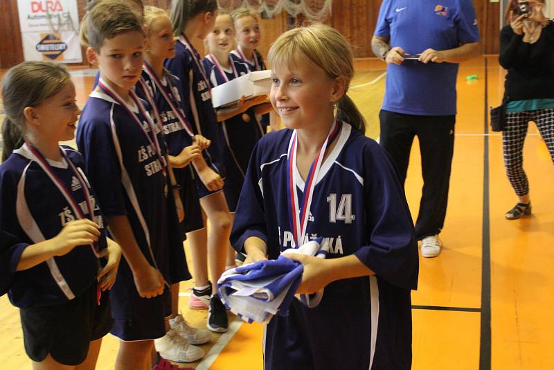 Superfinále zakončilo ročník Školské ligy v basketbale.