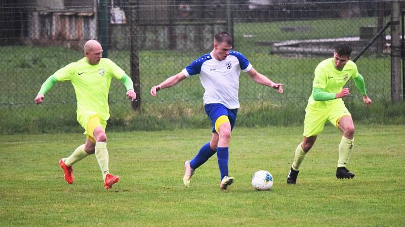 Fotbalový KP: Osek - Junior Strakonice 2:1 (2:0).