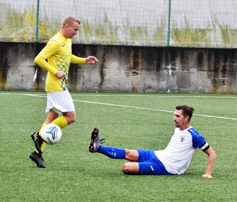 Fotbalový KP: Junior Strakonice - Jindřichův Hradec 3:6 (2:3).