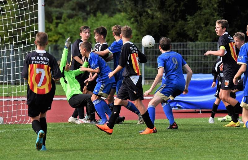 Česká divize U15: Junior Strakonice - Motorlet Praha 3:6 (3:1).