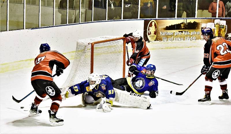 KL hokejistů: HC Strakonice - Veselí nad Lužnicí 5:4 (2:2, 1:1, 2:1).