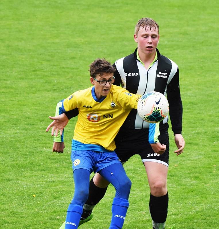 I.A starší žáci: Slavoj Volyně - FC Písek B 3:1 (2:0).