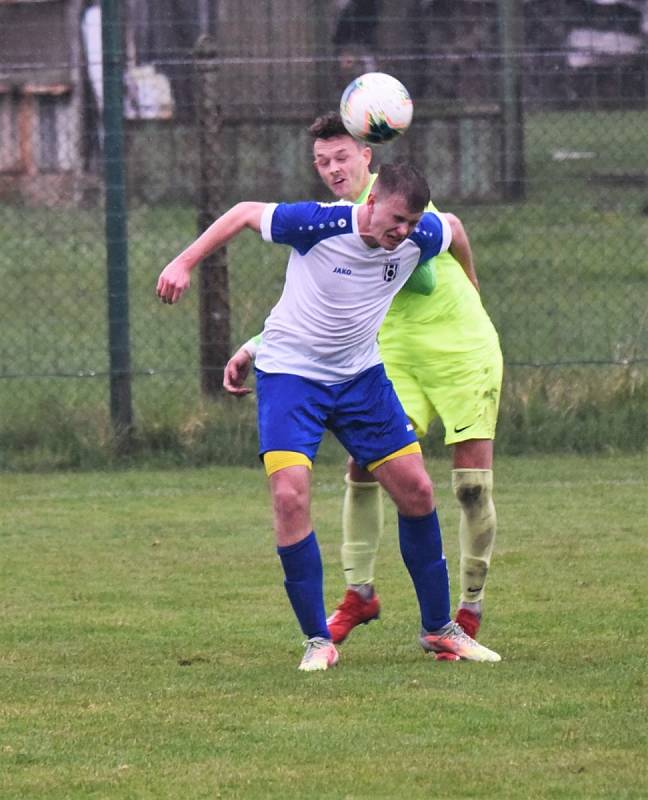 Fotbalový KP: Osek - Junior Strakonice 2:1 (2:0).