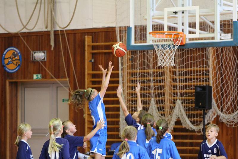 Superfinále zakončilo ročník Školské ligy v basketbale.