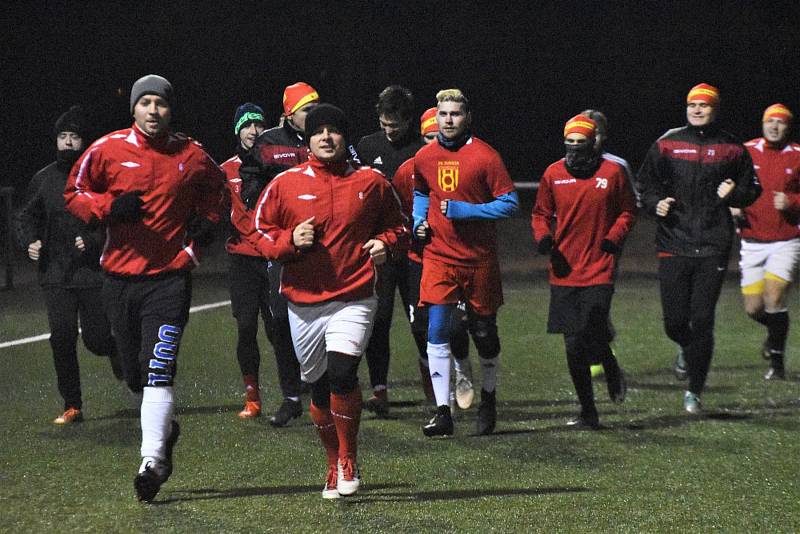 Fotbalisté Junioru Strakonice v pondělí začali zimní přípravu.