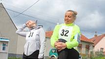 Nedělní odpoledne bylo v Mačkově u Blatné ve znamení již tradičního jarního běhu „ od kapličky ke kapličce.“