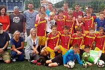 Béčko mladších žáků Junioru Strakonice vyhrálo bez ztráty bodu svou skupinu fotbalové I.A třídy.