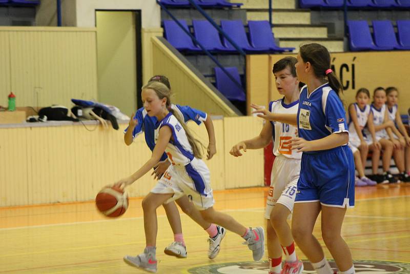 Superfinále zakončilo ročník Školské ligy v basketbale.