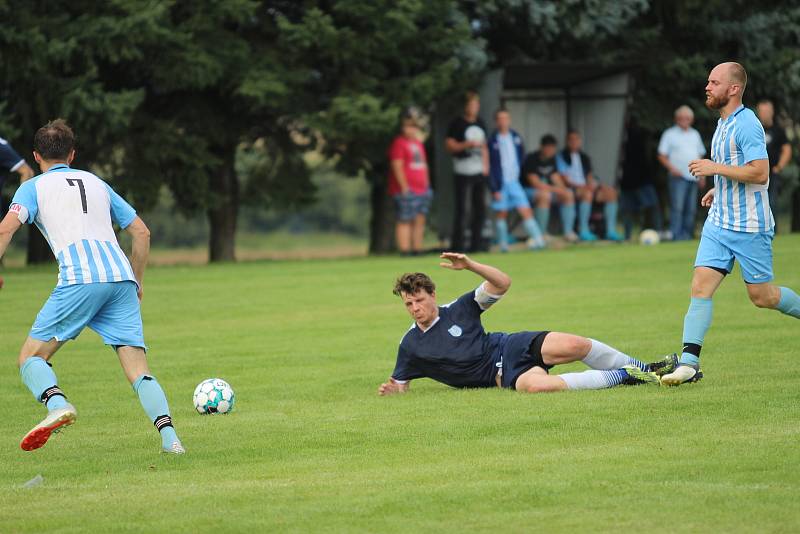 OP Strakonicka: Drahonice - Doubravice 2:3.