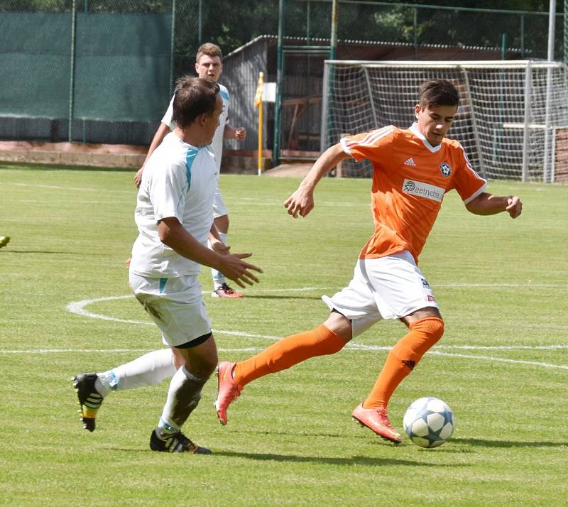 Katovice v generálce porazily doma Bernartice 6:3.