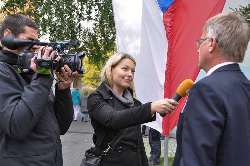 Slavnostní zasazení pamětní lípy ke 100 letům Československa se uskutečnilo ve čtvrtek 25. října.