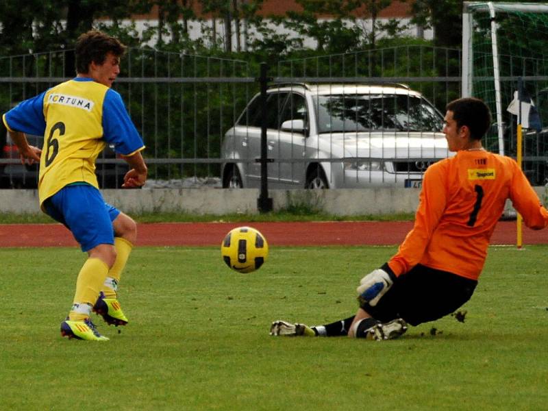 Chelčice vyhrály v Blatné 2:0.