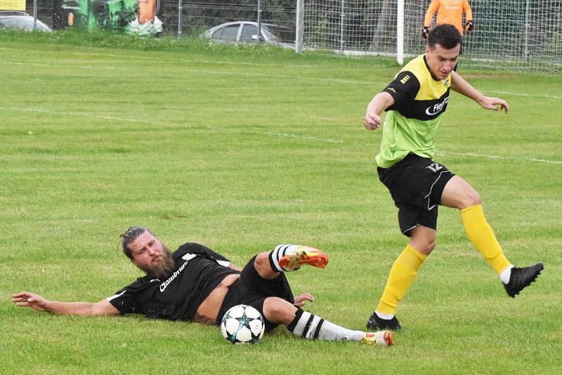 Fotbalová I.B třída: Cehnice - Osek B 3:3.