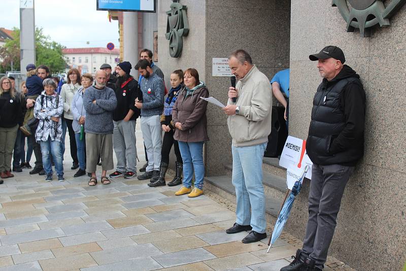 Milion chvilek pro demokracii ve Strakonicích.