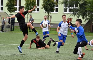 Fotbalový KP: Junior Strakonice - AL-KO Semice 2:2 (0:1).