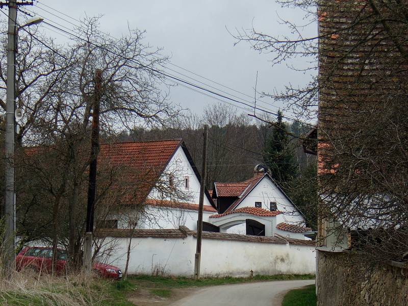 Kraj kolem Helfenburku a Bavorova je odlehlý, zadumaný a tak trochu zapomenutý.