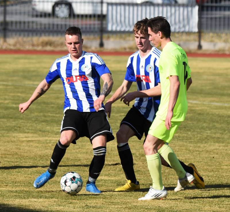 Fotbalový KP: Blatná - Osek 3:2 (3:0).