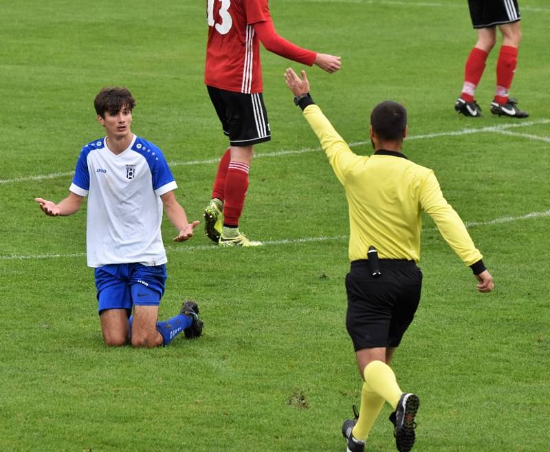 Fotbalový KP: Junior Straonice - Trhové Sviny 6:1 (4:1).