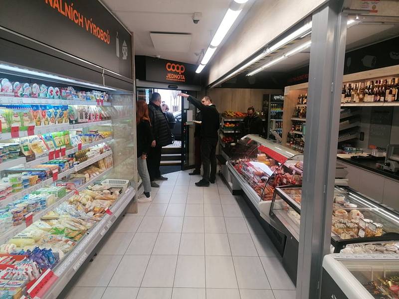 Bezobslužná prodejna potravin v jihočeských Strakonicích 