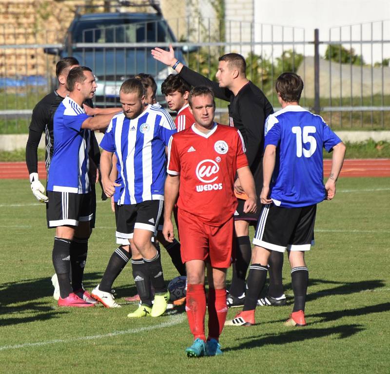 Fotbalový KP: Blatná - Hluboká 1:1 (0:0). Foto: Jan Škrle