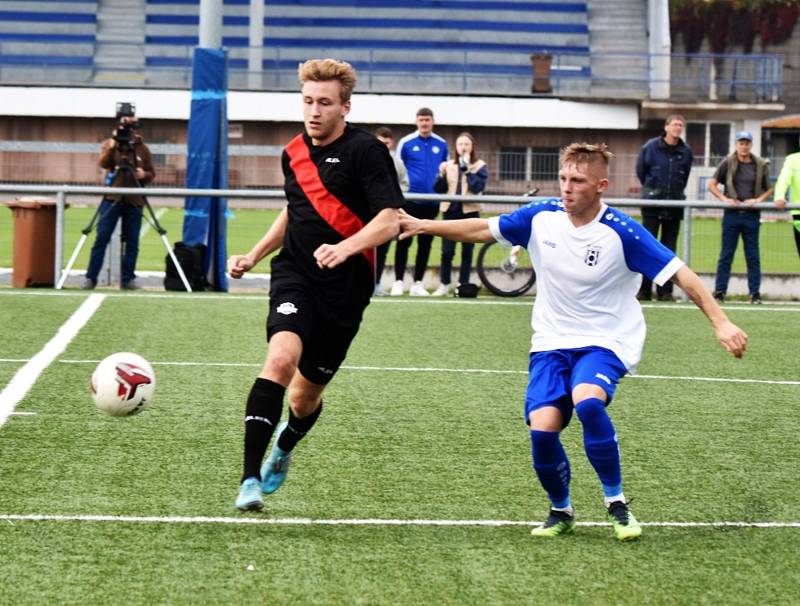 Fotbalový KP: Junior Strakonice - AL-KO Semice 2:2 (0:1).