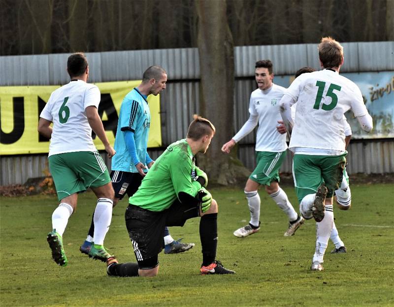 Fotbalový KP: Katovice - Jankov 2:1.