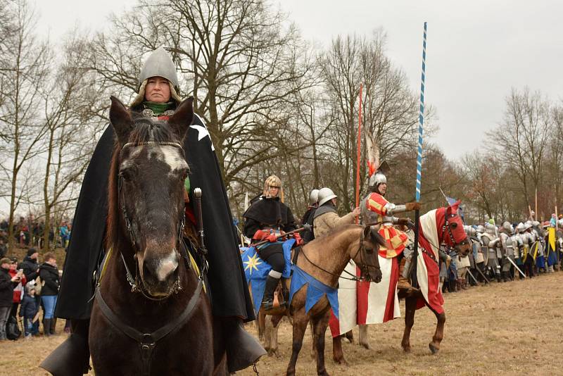 Akce se zúčastnilo 150 bojovníků, osm koní a tři a půl tisíce diváků.