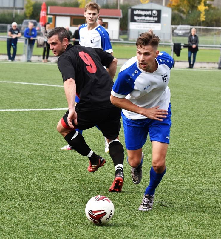 Fotbalový KP: Junior Strakonice - AL-KO Semice 2:2 (0:1).