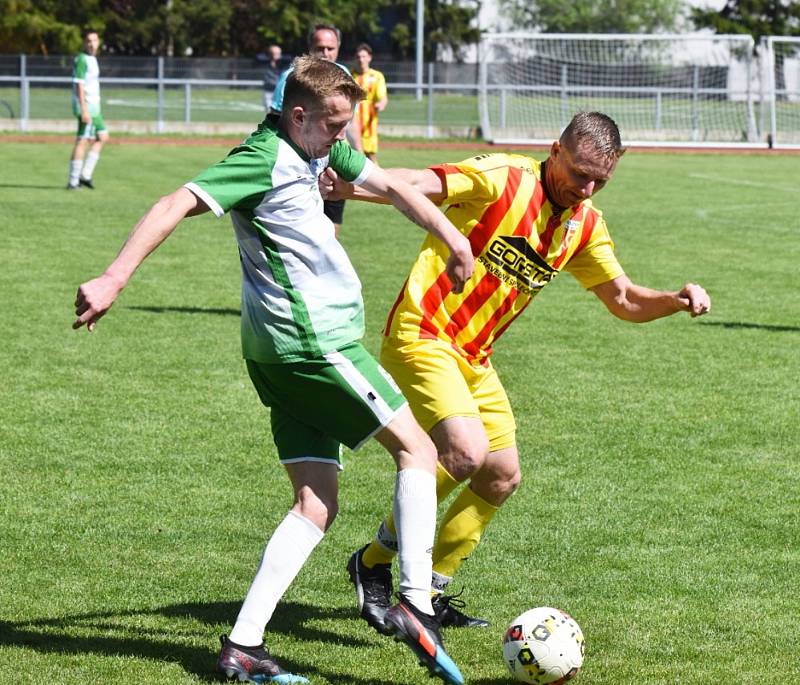 Fotbalová I.B třída: Junior Strakonice B - Střelské Hoštice 2:0 (1:0).