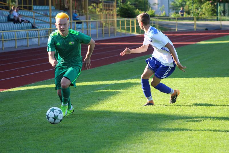 Fotbalová A třída: Prachatice - Vodňany 4:2.