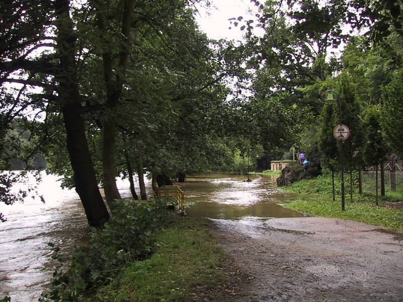 Ničivé povodně roku 2002 ve Strakonicích.