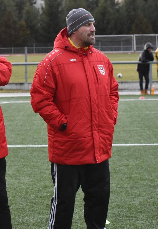 Žáci Junioru Strakonice se v přípravě utkali s fotbalisty FC MAS Táborsko.