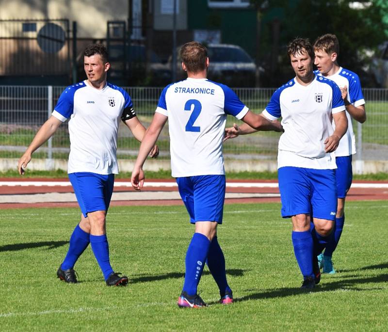 Fotbalový KP: Junior Strakonice - Blatná 3:0.