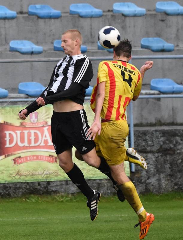 Fotbalisté Junioru Strakonice porazili Bavorovice 2:0, oba góly byly z penalt.