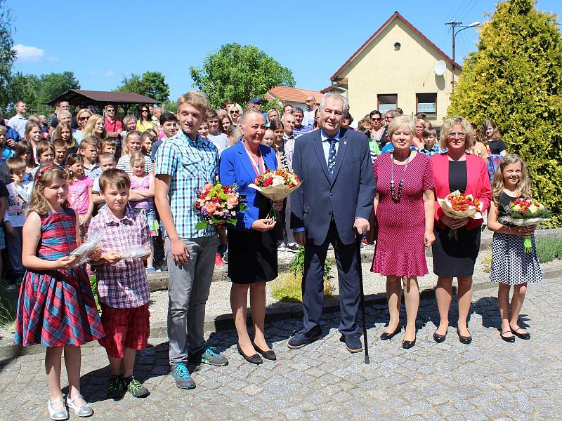 Obec Cehnice navštívil 13. června prezident České republiky Miloš Zeman.