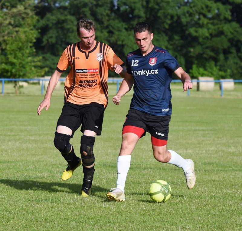 Fotbalový OP Strakonicka: Štěkeň - Balvani Strakonice 8:1 (3:1).