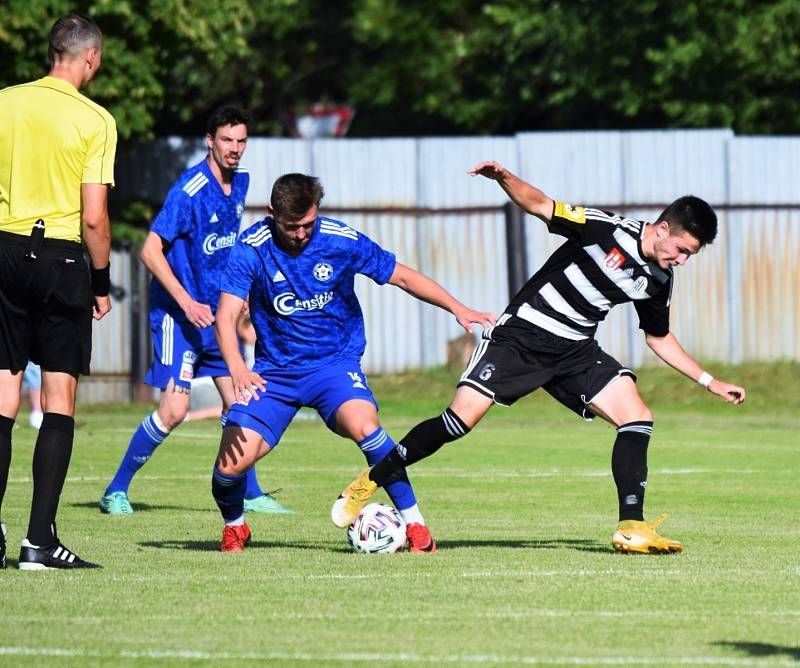 Fotbalová divize: Otava Katovice - Dynamo ČB B 0:3 (0:2).