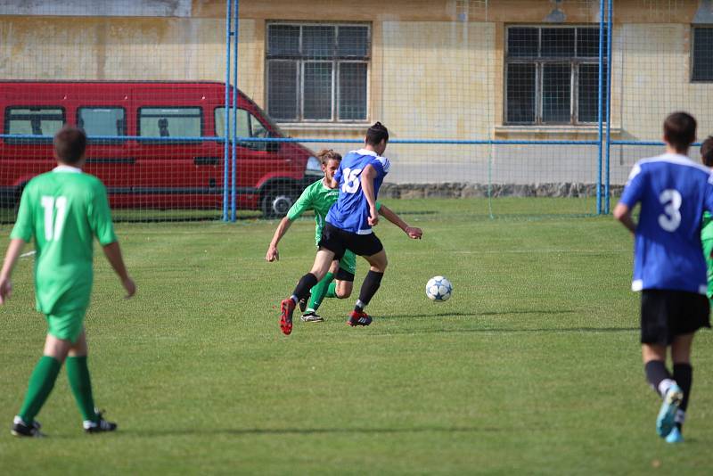 Fotbalový OP Strakonicka: Poříčí - Blatná B 2:1.