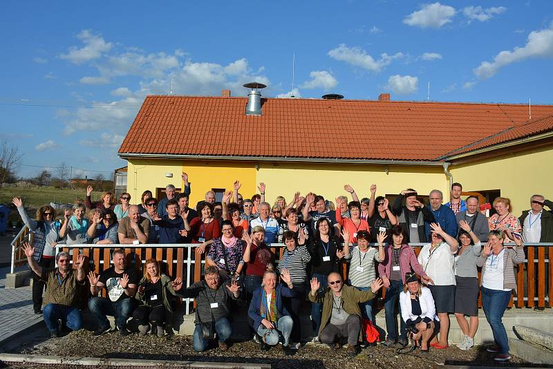 Starostové z Ústecka navštívili v jižních Čechách obec Cehnice, která získala ocenění Vesnice roku 2016.