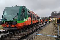 V pátek ráno v Bavorově na Strakonicku vykolejil osobní vlak.
