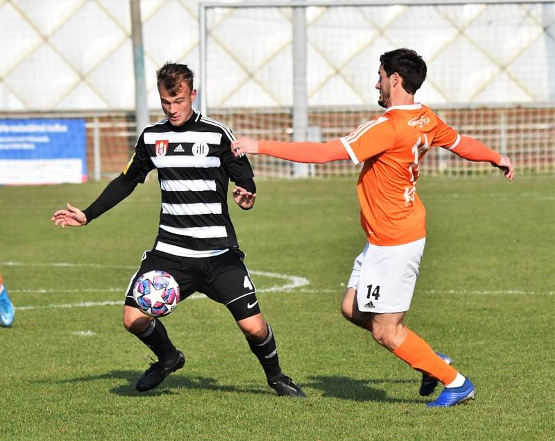 Fortuna Divize: Dynamo České Budějovice B - Otava Katovice 2:2 (0:1).