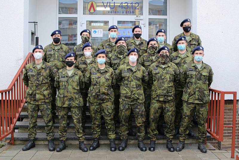 Příslušníci strakonického obvaziště testují lidi na koronavirus po celou dobu pandemie.