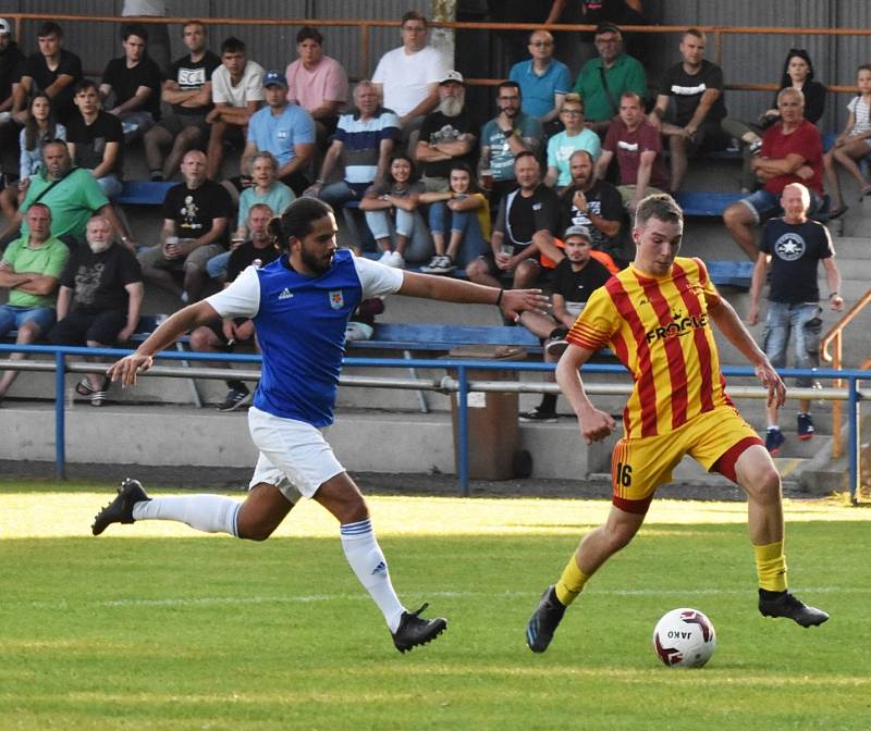 Fotbalový KP: Junior Strakonice - Třeboň 3:1 (1:1).