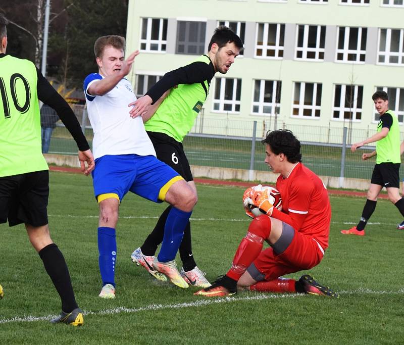 Fotbalový KP: Junior Strakonice - Rudolfov 1:2 (1:2).