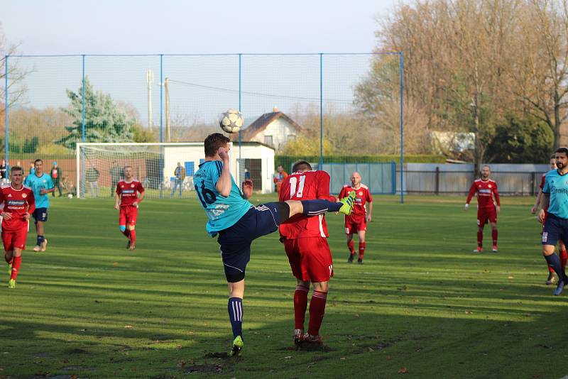 Fotbalová divize: Katovice - Klatovy 1:1 - penalty 6:7.