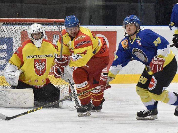 Základ postupu přes Veselí nad Lužnicí položila Radomyšl domácím vítězstvím 3:0. Postupuje do semifinále.